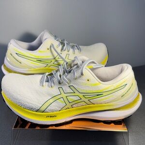 Asics White and Yellow Athletic Shoes